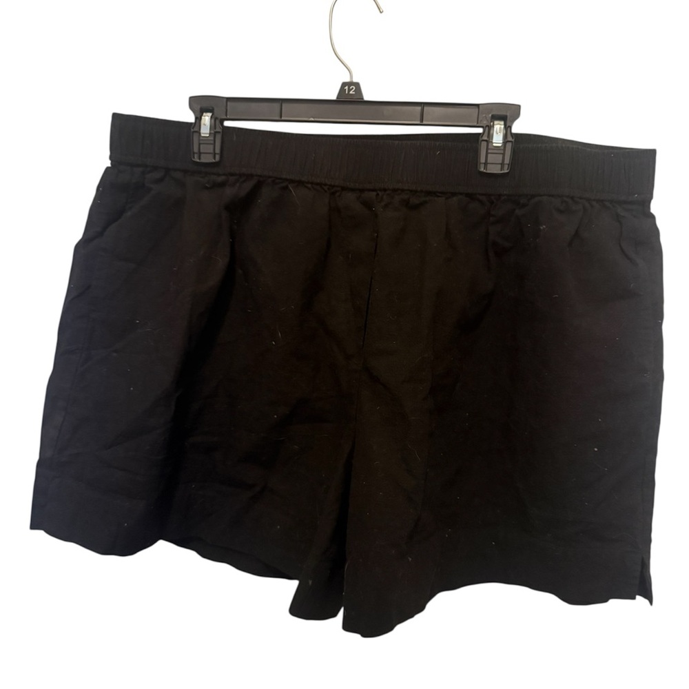 Shiny by Nature Black linen Shorts